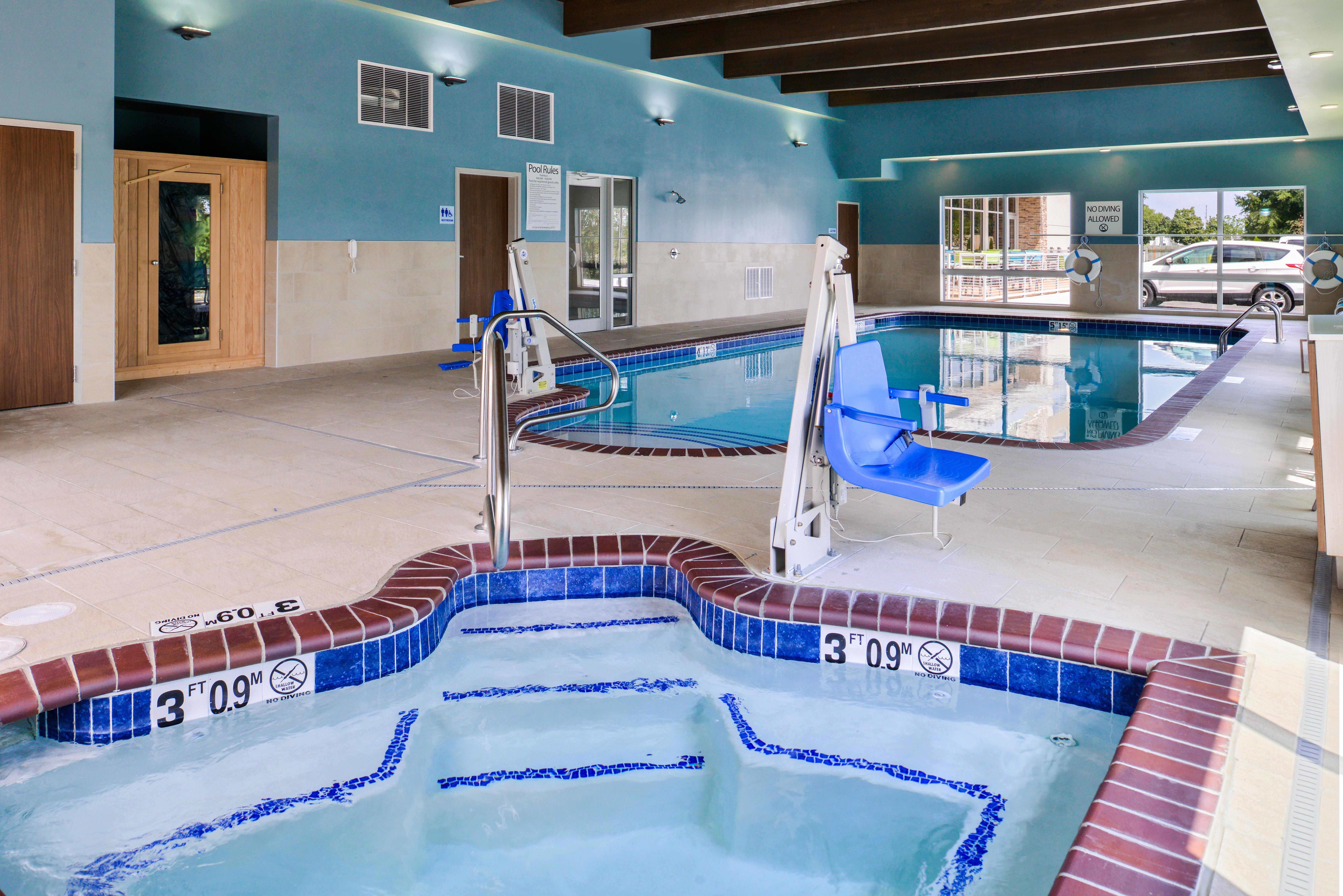 Holiday Inn Express & Suites - Siloam Springs By Ihg Exterior foto